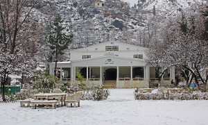 سوات کا سفید محل برف کی سفید چادر اوڑھے ہوئے